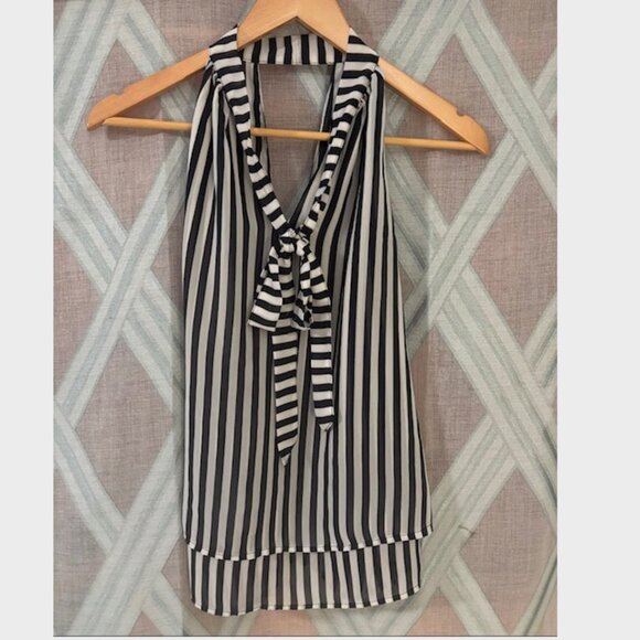 Classy Striped Banana Republic Sleeveless Top with Tie Bow - Picture 1 of 8